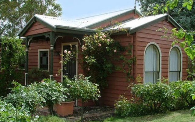 Braeside Garden Cottages