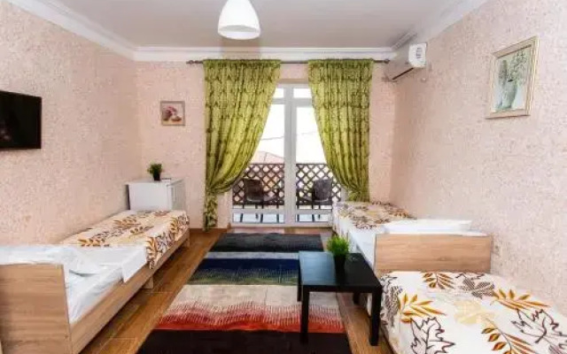 Hotel on Zorge 28