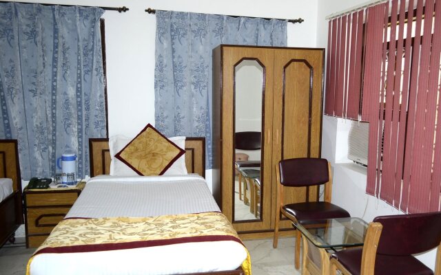 Hotel Tokyo Vihar