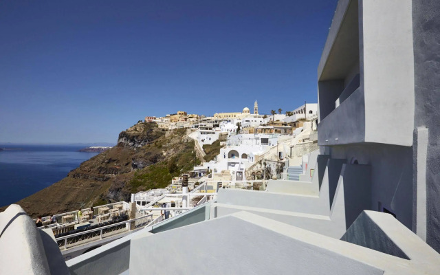 Caldera Apex Suites
