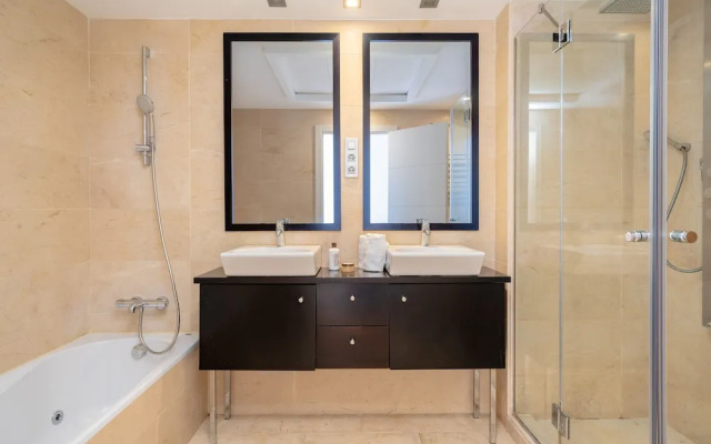 First Line House Casares Del Mar