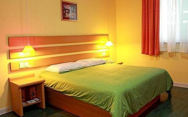 Homeinn Hotel (Qinhuangdao Railway Station)