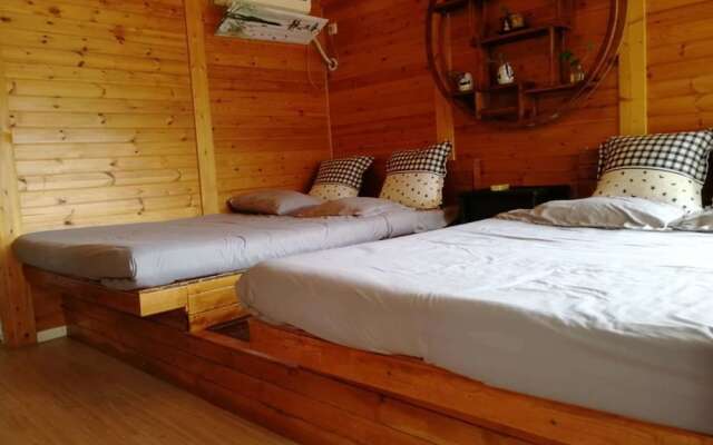 B&B  under  GreatWall