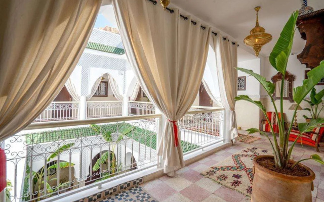 Zwen Zwen Boutique Hotel Rooftop & Spa