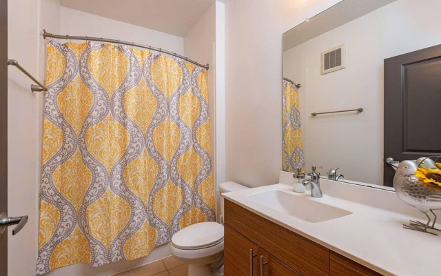 FRONTDESK NoHo Flats at North Hyde Park Apts Tampa