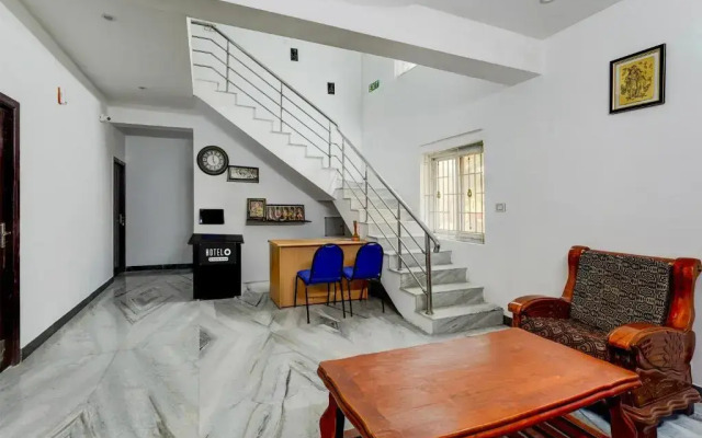 Leo's Home Stay by OYO Rooms