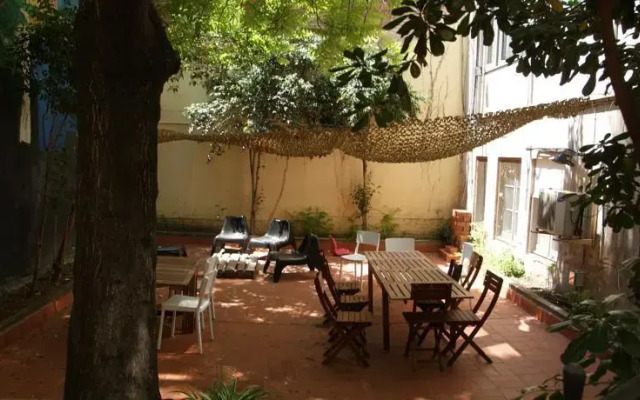 Lullaby Gardens Hostel