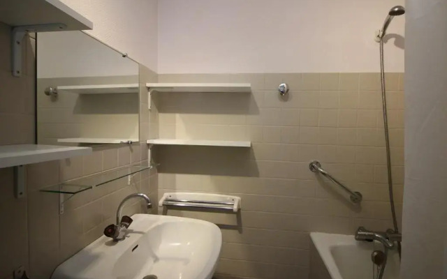 Appartement La Bourboule, 4 pièces, 6 personnes - FR-1-608-11