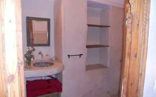 Riad Ineslisa