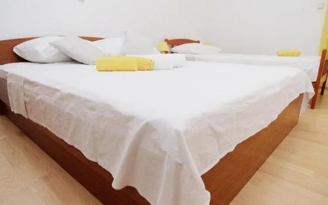 Darijan Apartments