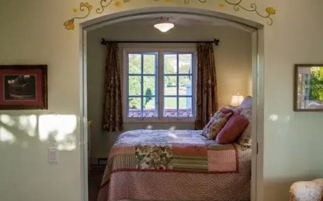 Garden Cottage at the Green
