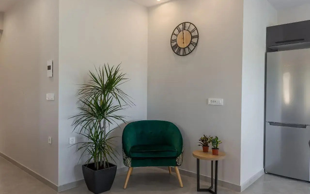 Amelia Residence
