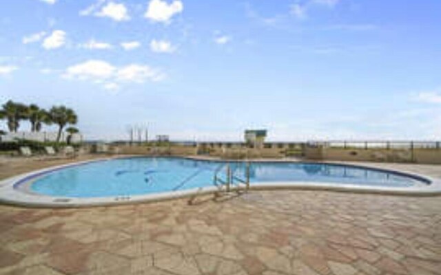 Emerald Towers 605 by Five Star Properties