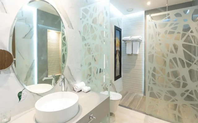 Le Reve Hotel