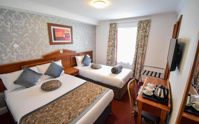 Pembridge Palace Hotel