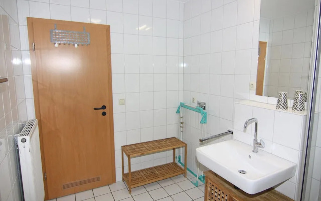 Apartment in Fehmarn Near Surfing Beaches