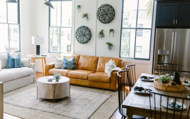 Guesthouse Charleston EAST 46 H