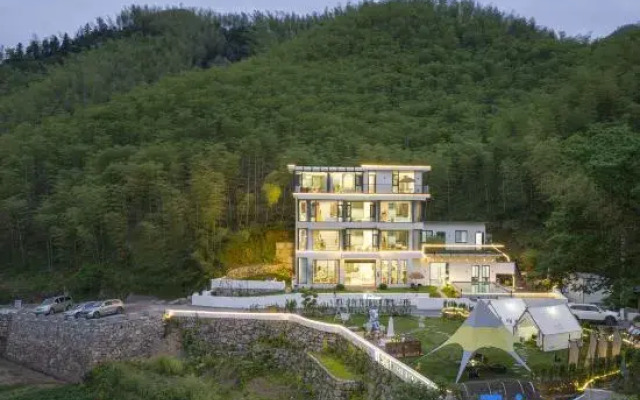 Yunshang Grassland · Anji Two-bedroom Design Light Luxury Holiday Beauty