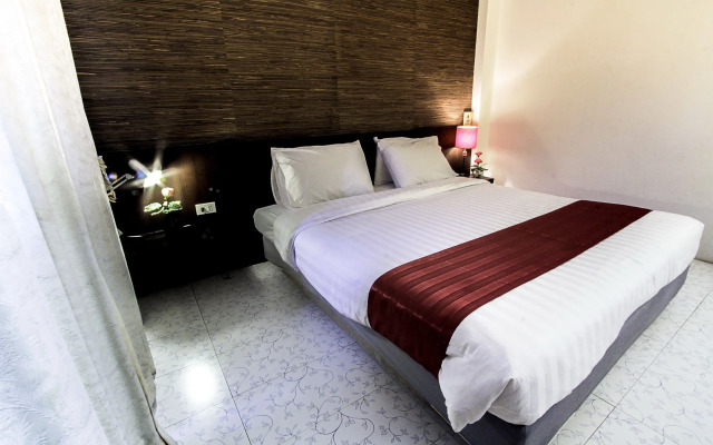 The Ratchathani Hotel