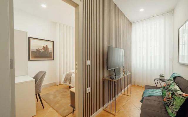 City Center Comfort Apartment A by Vacationy