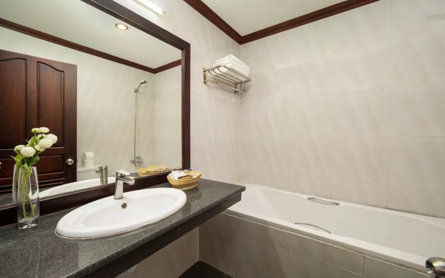 MK Royal Hotel