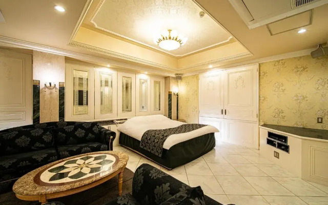 Hotel LaLa (Adult Only)