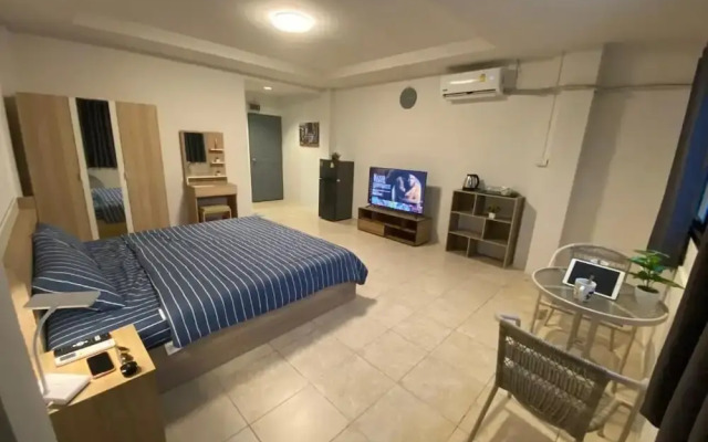 84 Bar ve Konuk Evimiz