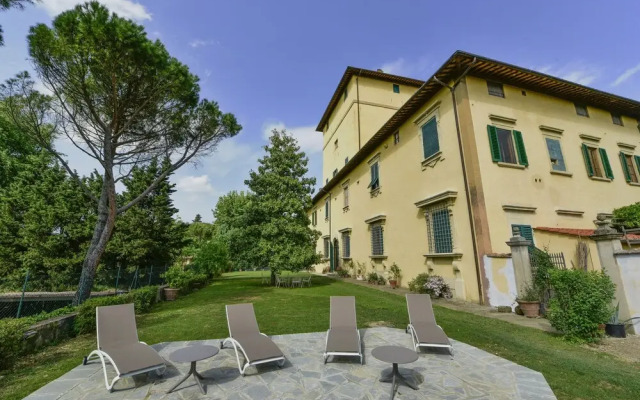 Residenza d'epoca Torre dei Lari
