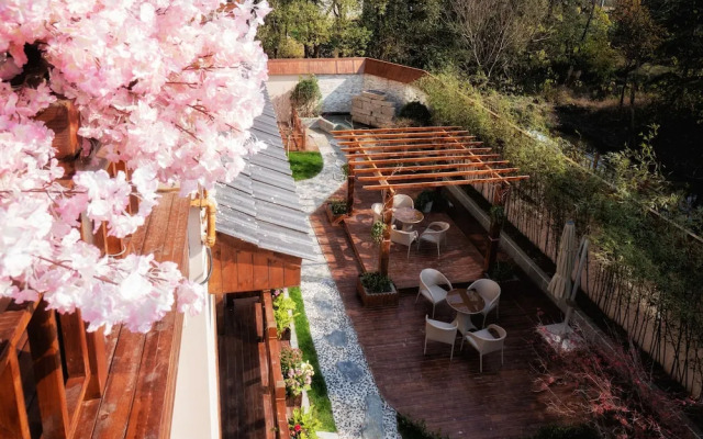 Yuanli Wafu Guesthouse