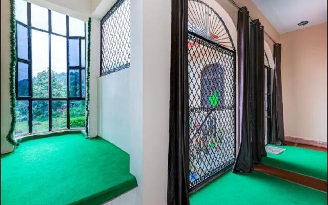 OYO 81852 Maha Maya Inn Home Stay