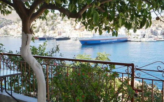 Pitini Sevasti house
