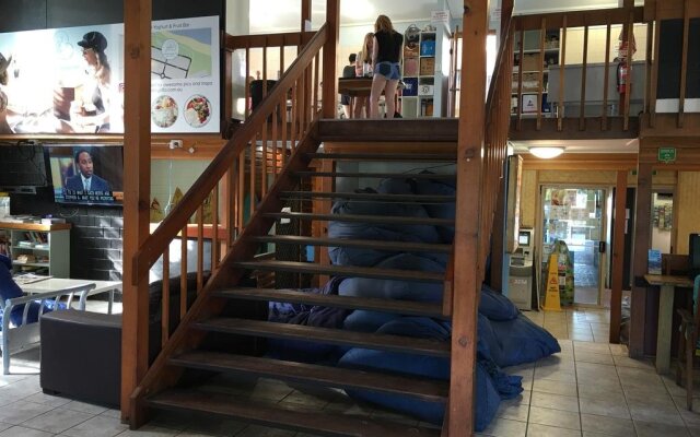 Backpackers Inn On The Beach