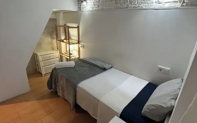 airbhouse private rooms & apartments