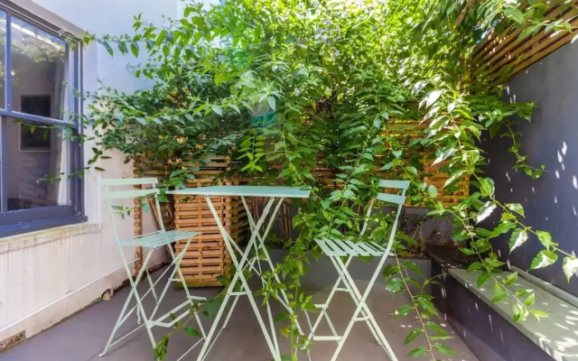 Modern and Stylish 2 Bedroom House in Brighton