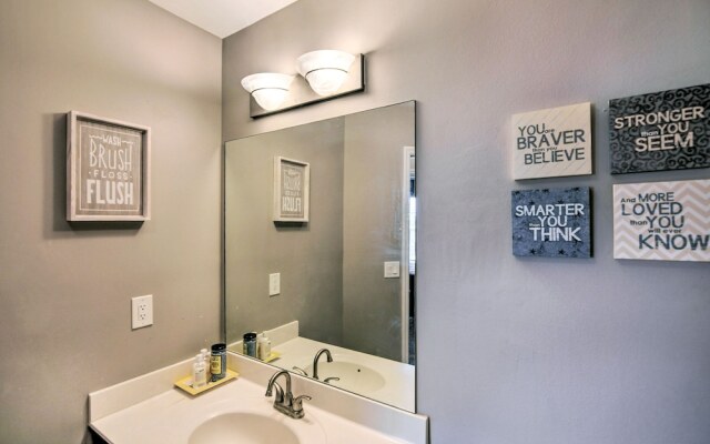 Spacious Nashville Townhome w/ Private Deck & Yard