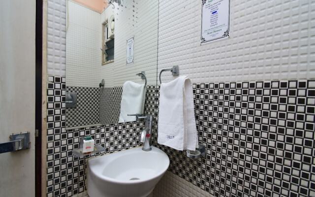 OYO 38844 Hotel Orchid Plaza