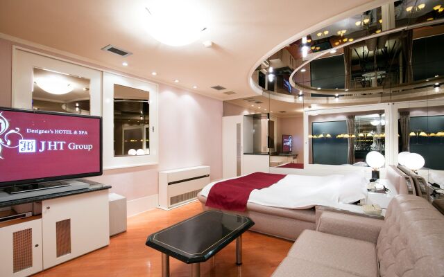 HOTEL PERRIER - Adults Only