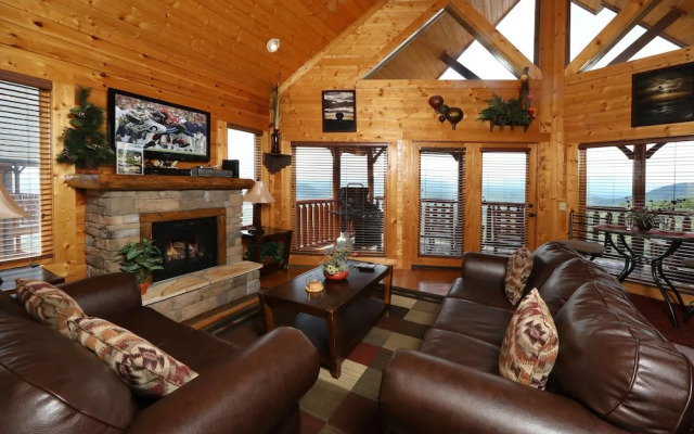 Up Up  Away - Two Bedroom Cabin