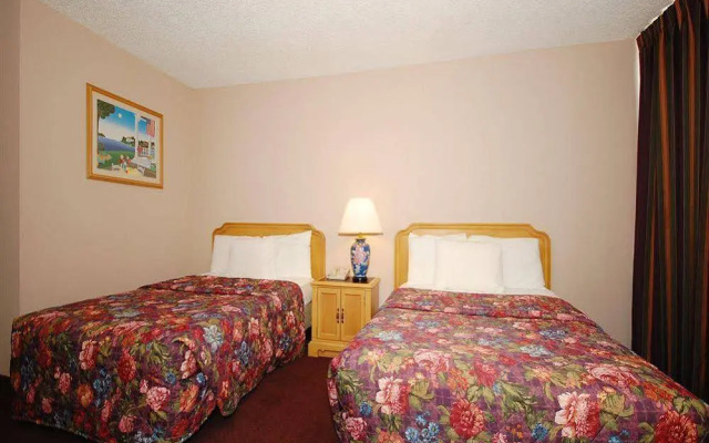 Ramada Philadelphia City Center