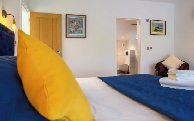 Beautiful Barn Conversion-Escape for 12