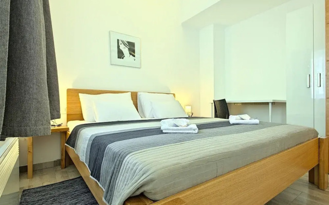 Spacious Holiday Home With Swimming Pool Near Sea in Vodnjan