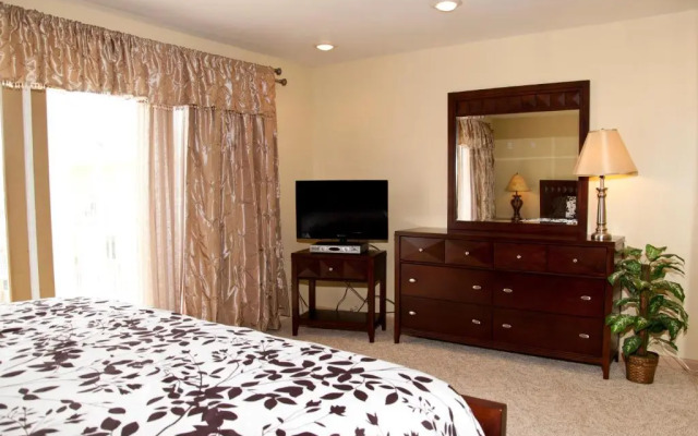 Coliseum Ocean Resort