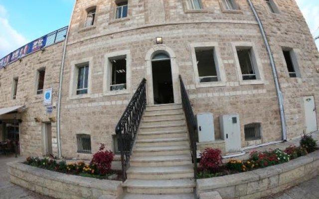 Haifa Hostel