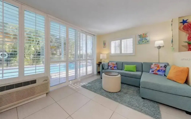2 Bedroom Waterfront Pool Side!