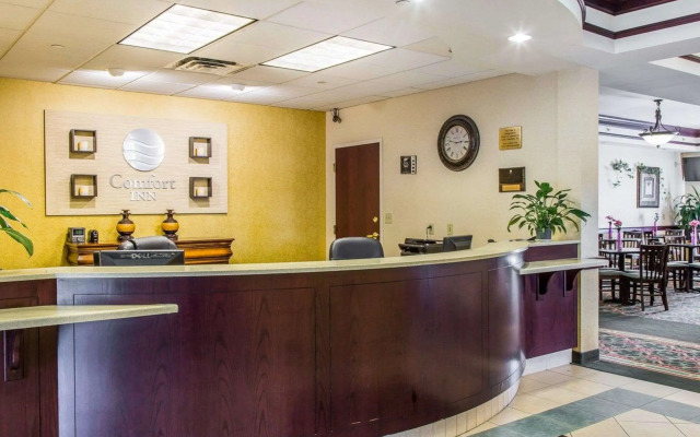 Comfort Inn East Windsor - Springfield