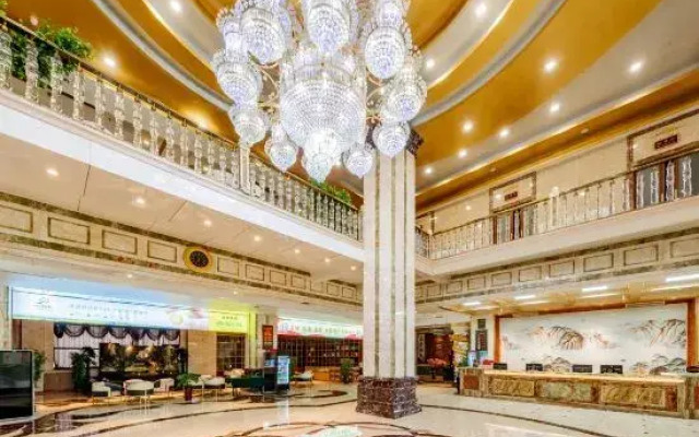 Guanghui Holiday Hotel