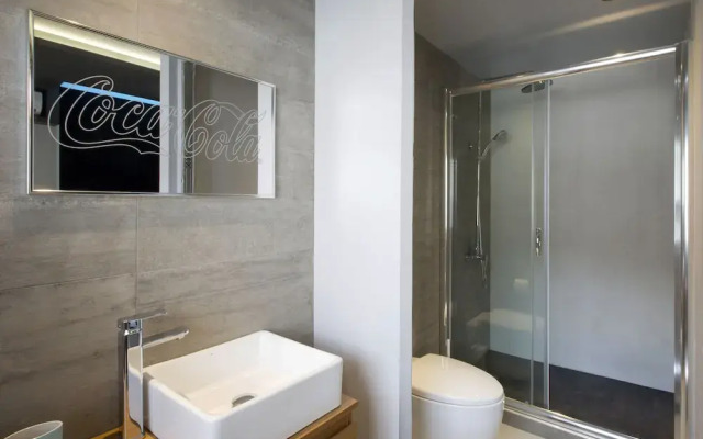 Pi Athens Suites