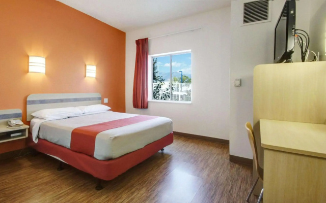 Motel 6 Lehi, UT – Thanksgiving Point