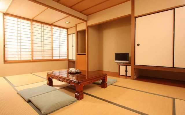 Sarusawaike Yoshidaya