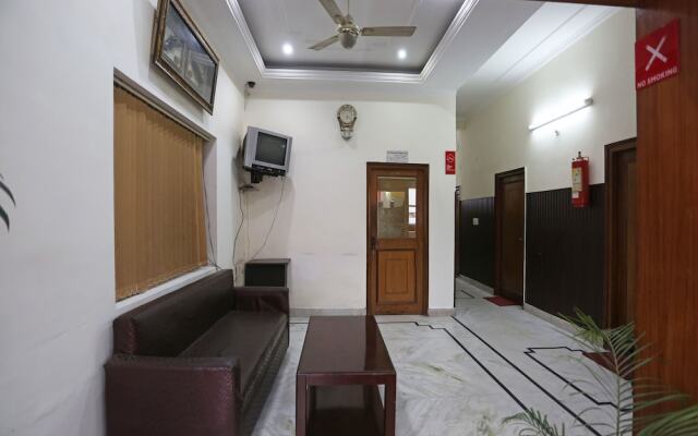 Bhagwati Palace Guest House By OYO Rooms